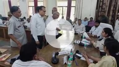 फतेहाबाद: फतेहाबाद तहसील मुख्यालय पर संपूर्ण समाधान दिवस में एसडीएम ने सुनी जनता की समस्याएं, 61 शिकायतें आईं, 4 का निस्तारण हुआ