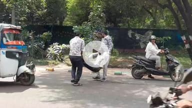 मथुरा: चलते टेंपो में ड्राइवर को आया दौरा, जाते-जाते बची लोगों की जान