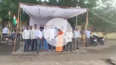 झालरापाटन: पीपलोदी स्कूल हादसे में मुआवजे की मांग, 6 दिन से अनशन पर बैठे भील समाज के युवकों ने कलेक्टर के आश्वासन पर खत्म किया धरना