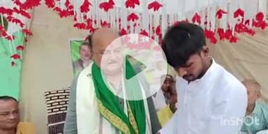 फतुहा: स्थानीय विधायक सह पूर्व मंत्री डॉ रामानंद यादव ने रसलपुर गांव में पीसीसी पथ का उद्घाटन किया