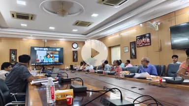 नामकुम: नामकुम स्थित GVI कैम्पस में स्वस्थ नारी, सशक्त परिवार अभियान के बेहतर क्रियान्वयन हेतु हुई समीक्षा बैठक