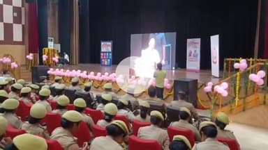 झांसी: पंडित दीनदयाल उपाध्याय सभागार में हुआ मिशन शक्ति 5.0 कार्यक्रम का सीधा प्रसारण