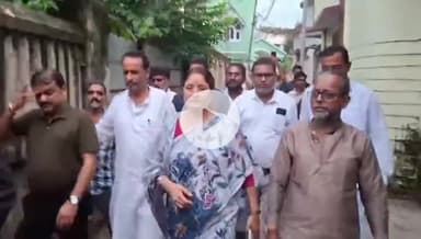 गिरिडीह: केंद्रीय मंत्री अन्नपूर्णा देवी बरगंडा पावर हाउस स्थित भाजपा नेता के आवास पर पहुंचीं, संवाद कार्यक्रम किया