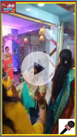 Ranchi Dandiya Night 2025 💃 | महिलाएं झूमीं Garba Beats पर | Flex Banquet Hall

#Ranchi #DandiyaNight #Garba2025