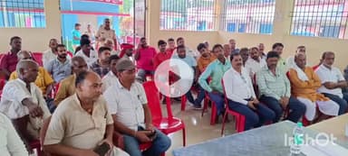 आलमनगर: आलमनगर थाना परिसर में दुर्गा पूजा को लेकर शांति समिति की बैठक आयोजित हुई, कई अधिकारी मौजूद रहे