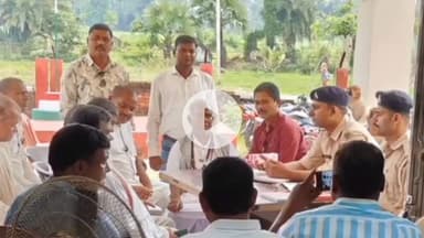 टनकुप्पा: टनकुप्पा थाना परिसर में दुर्गा पूजा को लेकर शांति समिति की बैठक आयोजित की गई