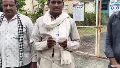 खंडवा नगर: खंडवा में दर्दनाक हादसा, बेटे के सामने ट्रक ने पिता को कुचला, चालक फरार