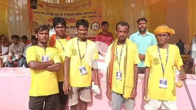 रोटरी क्लब ऑफ मगध गया द्वारा पितृपक्ष मेला अक्षयवट वेदी में सफाईकर्मी मित्रों को अंग वस्त्र देकर सम्मानित किया गया।