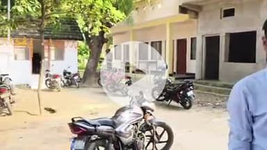 प्रतापगढ़: महोखरी गांव में कमीशन करने गए अधिवक्ता के साथ अभद्रता, कागज फाड़ने का आरोप