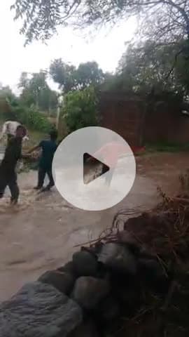 dosto dekh skte ho tulsapur me kitna pani aa raha hai @