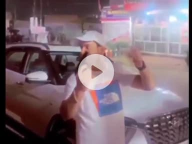 ਲੁਧਿਆਣਾ ਪੂਰਬੀ: ਇੱਕ ਹੱਥ ਵਿੱਚ ਪਿਸਟਲ ਦੂਸਰੇ ਹੱਥ ਵਿੱਚ ਪੈੱਗ, 3 ਫਾਇਰ ਕੀਤੇ, ਵੀਡੀਓ ਹੋਈ ਸੋਸ਼ਲ ਮੀਡੀਆ ਤੇ ਵਾਇਰਲ