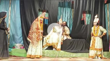 शाहगंज: राजा दशरथ ने पुत्र वियोग में त्याग दिए प्राण, शाहगंज में ऐतिहासिक श्री रामलीला का मंचन