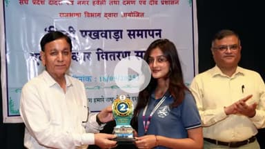 मड़ियाहू: हिन्दी वाक प्रतियोगिता में आस्था ने प्राप्त किया प्रथम स्थान