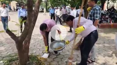 सागर नगर: स्वच्छता उत्सव के अंतर्गत बीएमसी में डीन, फैकल्टी और कर्मचारियों ने चलाया स्वच्छता अभियान