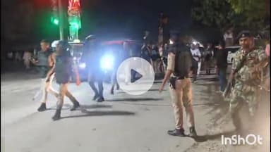 सासाराम: सासाराम, रोहतास के एसपी रोशन कुमार के नेतृत्व में नवरात्रि पर्व को लेकर निकला फ्लैग मार्च