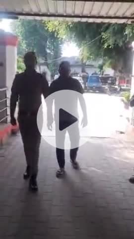 कलीनगर: कई मुकदमे दर्ज होने के बाद शहर कोतवाली पुलिस ने हिंदूवादी नेता यशवंत को गिरफ्तार कर न्यायालय के समक्ष पेश किया