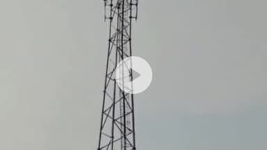 समस्तीपुर: इश्क में बेवफाई मिलने पर युवक ने मोबाइल टावर से कूदकर दी जान, वीडियो में देखिए