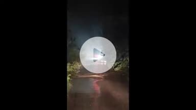 నారాయణపూర్: పుట్టపాక-గట్టుప్పల్ మధ్యలోని ఆర్మల్ల వాగులో కొట్టుకుపోయిన కారు, బయటకు దూకి ప్రాణాలు కాపాడుకున్న డ్రైవర్