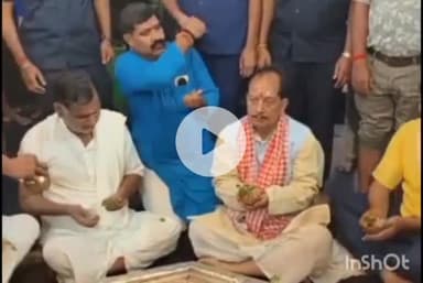 गया टाउन सीडी ब्लॉक: पितृपक्ष मेला महासंगम 2025 के अंतिम दिन बिहार के डिप्टी सीएम विजय कुमार सिन्हा ने गया में किया जल तर्पण