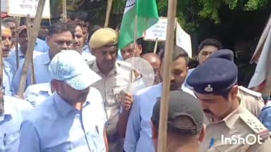 मुंगेर: आईटीसी में चुनाव कराने की मांग को लेकर मजदूर नेताओं ने निकाली आक्रोश रैली