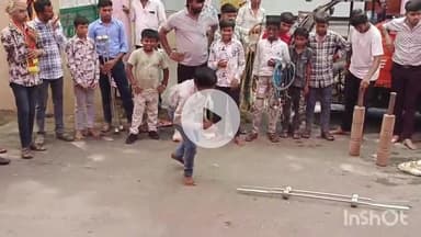 सरदारपुर: राजगढ़ में माताजी मंदिर से संजय कॉलोनी तक निकली भव्य शोभायात्रा, अखाड़ों के करतब देख दंग रह गए लोग