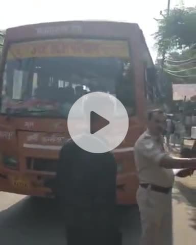 बिल्हौर: बिल्हौर में रोडवेज बस की स्कूल मैजिक से टक्कर, ई-रिक्शा को बचाने में हुआ हादसा