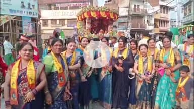 प्रतापगढ़: गोपाल मंदिर से श्री रामलीला समिति ने निकाली भव्य शिव बारात