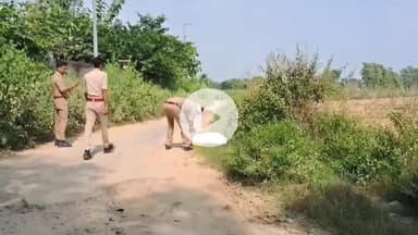 शाहबाद: करीमनगर मार्ग पर संदिग्ध परिस्थितियों में बोरी में मिला सड़ा जानवर, पुलिस ने मौके पर जाकर बोरी खोली