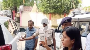 सासाराम: रोहतास में ईवीएम एवं वीवीपैट का त्रैमासिक आंतरिक निरीक्षण किया गया