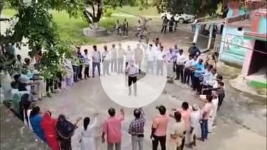 नावकोठी: नावकोठी में स्वच्छता ही सेवा पखवाड़ा के तहत प्रखंड परिसर में शपथ ग्रहण समारोह, सड़क की हुई सफाई