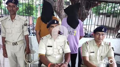 मुंगेर: कोतवाली थाना पुलिस ने चोरी के मामले में फरार दो चोरों को किया गिरफ्तार, भेजा जेल