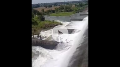 भोकरदन: दानापूर येथील जुई धरण ओवरफ्लो, 20 ते 25 गावांचा पिण्याचा व शेती पाण्याचा प्रश्न मिटला