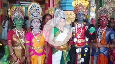 మహబూబ్ నగర్ అర్బన్: దసరా నవరాత్రుల సందర్భంగా లక్ష్మీ నరసింహ స్వామి ఆలయంలో చిన్నారులు వినూత్న రీతిలో అమ్మవారి వేషాలు