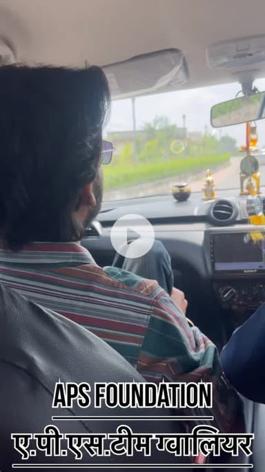 बानमौर गौ सेवा समिति जो है बहुत अच्छा कार्य कर रही है इनकी गौ शाला की पहेली गौ माता का नाम है गोरी सभी भाई इनकी मदद करे गौ शाला में साथ दे सभी 
#apsgurjar #gwalior