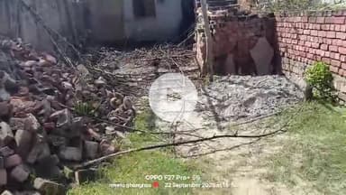 gaon bhambewa jind me lgai aag 4 bessh jal gai aap  ranjish ke chalte