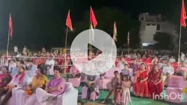 दौसा: आध्यात्मिक आदर्श रामलीला समिति द्वारा बजरंग मैदान में रामलीला का शुभारंभ, सभापति कल्पना जैमन ने किया पूजा अर्चना