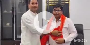 फतुहा: जगन्नाथ प्रसाद यादव ने नगर परिषद कार्यालय में नए कार्यपालक पदाधिकारी के रूप में कार्यभार ग्रहण किया