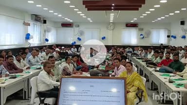 मुंगेर: संग्रहालय सभागार में जिला निर्वाचन पदाधिकारी की अध्यक्षता में जिला स्तरीय मास्टर ट्रेनर का प्रशिक्षण हुआ