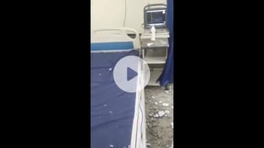 அயனாவரம்: திடீரென இடிந்து விழுந்த ஆரம்ப சுகாதார நிலைய மேல் தளம் - மருத்துவர் மற்றும் செவிலியர் படுகாயம்