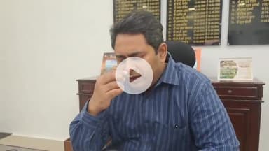 झांसी: झांसी के जिलाधिकारी ने पत्रकारों को दी जानकारी, कहा- डीएपी और यूरिया की किसी तरह की कोई कमी नहीं