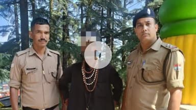 गंगोलीहाट: गंगोलीहाट पुलिस ने हाटकालिका मंदिर से ढोंगी बाबा को किया गिरफ्तार