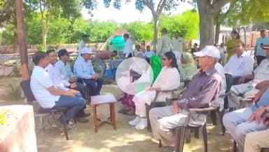 भिवानी: भिवानी में शहीद स्मारक पर श्रद्धासुमन अर्पित कर अमर शहीदों को नमन किया गया