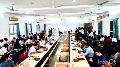 धार: धार में जनसुनवाई में 292 आवेदन प्राप्त हुए, एडीएम ने विभागों को निराकरण के निर्देश दिए