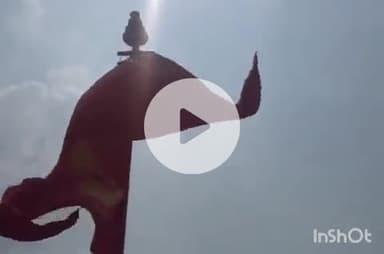 हरिद्वार: बद्री केदार मंदिर समिति द्वारा चंडी देवी मंदिर में हनुमान जी की ध्वजा हटाकर अपनी ध्वजा लगाने पर बजरंग दल ने किया विरोध