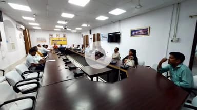 झांसी: झाँसी मंडल पर राजभाषा पखवाड़ा में 16 रेलकर्मियों ने भाग लेकर पर्यावरण से जुड़े मुद्दों पर रखे अपने विचार