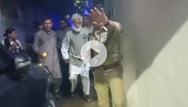 रामपुर: चमरोआ विधायक नसीर खान आजम खान से मिलने उनके घर पहुंचे, लेकिन मीडिया से दूरी बनाए रखी