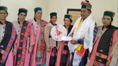 टापरी: केबिनेट मंत्री जगत सिंह नेगी ने मंगलवार को टापरी क्षेत्र का दौरा किया, लोगों की समस्याएं सुनीं