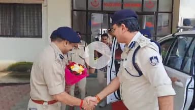 खंडवा नगर: खंडवा पहुंचे डीआईजी सिद्धार्थ बहुगुणा, कंट्रोल रूम में अपराधों की समीक्षा बैठक की