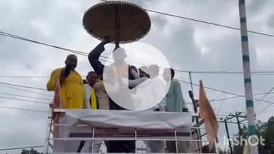 झाझा: झाझा विधानसभा में जन सुराज की बदलाव यात्रा की हुई शुरुआत, कर्पूरी जी की प्रतिमा पर किया मल्लार्पण