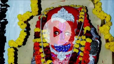 पीपलदा: इटावा कस्बे में 5 दिवसीय दशहरा मेले को लेकर पालिकाध्यक्ष ने गणेश जी को दिया न्योता, पोस्टर का विमोचन किया